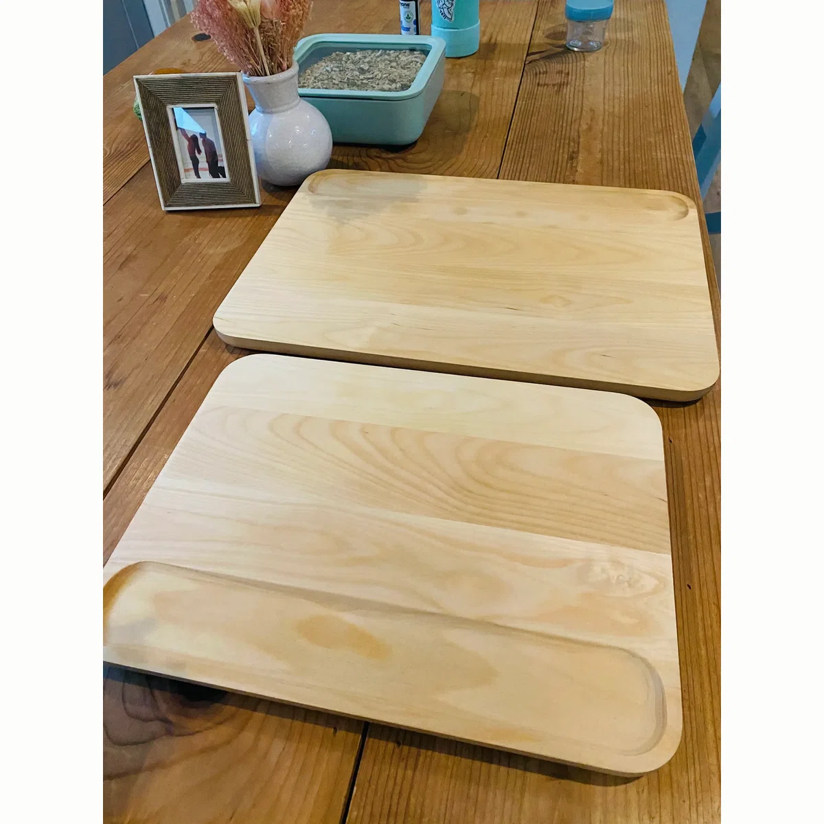 Solid cutting board