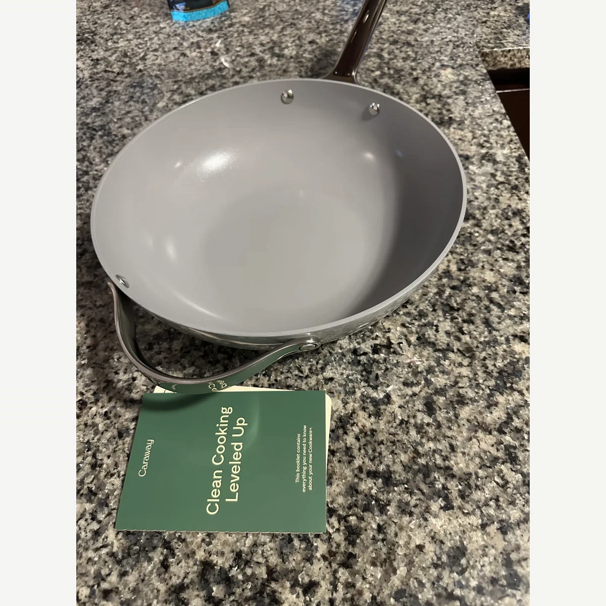 Solid pan