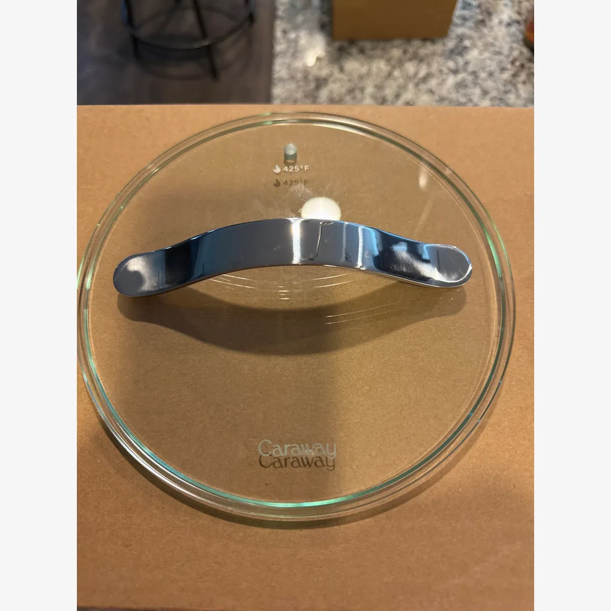 Solid lid