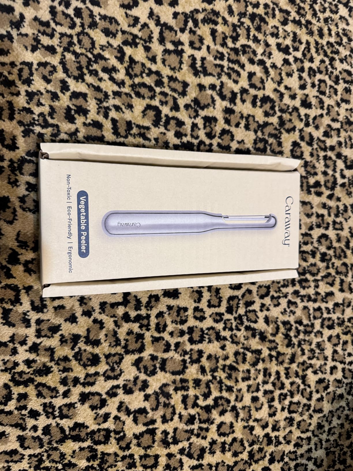 Solid peeler