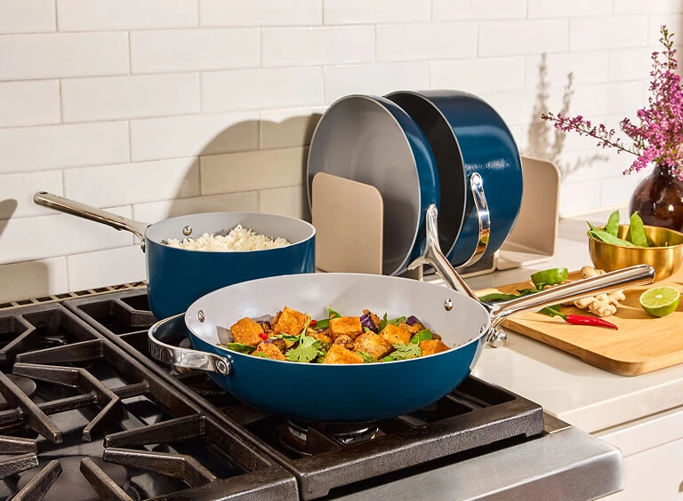 Caraway 12 Inch Stir Fry Pan with Lid – Ceramic Coated – Non-Toxic