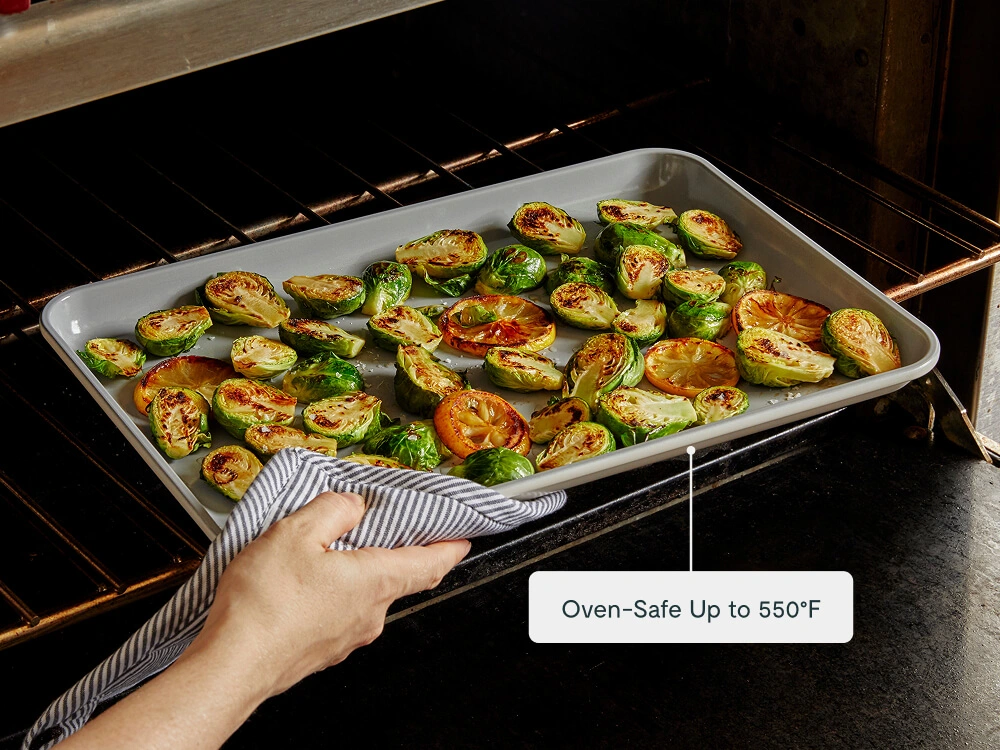 Caraway Medium Baking Sheet – Non-Toxic Ceramic, Aluminized Steel Core, Oven Safe to 550°F